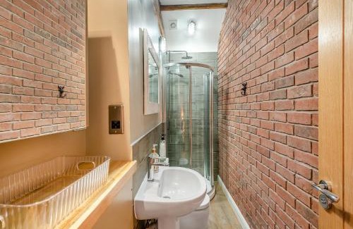 Wigton House | The Barn Owl - Uk36217
