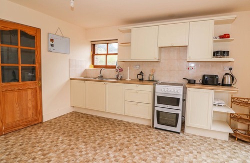 Gilwern Cottage | THE BARN, pet friendly, with a garden in Abergavenny