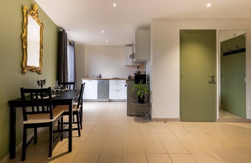 Sable-sur-Sarthe Apartment | The Baroque Room ~ Parking ~ Autonomous Arrival