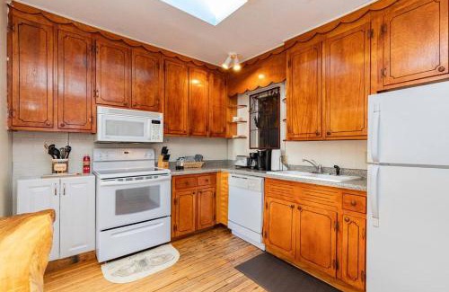 Bryson City Apartment | The Bartlett Apartment