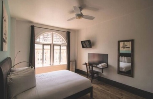 Union Square Hotel | The Bartlett Hotel and Guesthouse