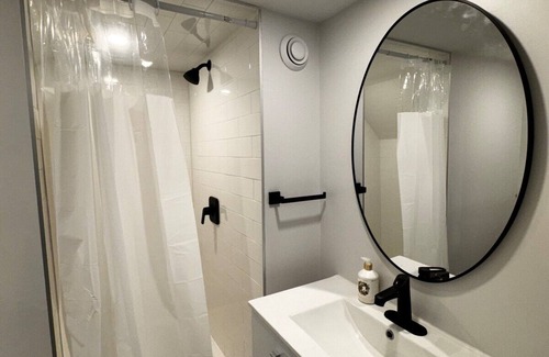 Windsor Apartment | The Basement at Meldrum