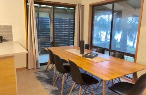 Sanctuary Point House | The Basin Waterfront