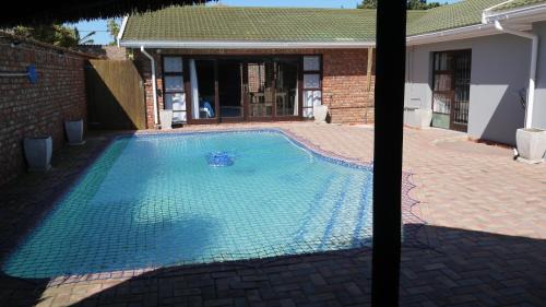 Bluewater Bay Apartment | The Bay Inn