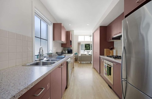 Warrnambool Apartment | THE BAY - luxury accommodation by the sea