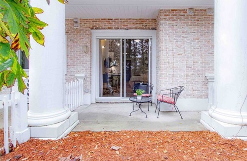 Baytowne Wharf Condo | The Baytowne Wharf Pilot House 123