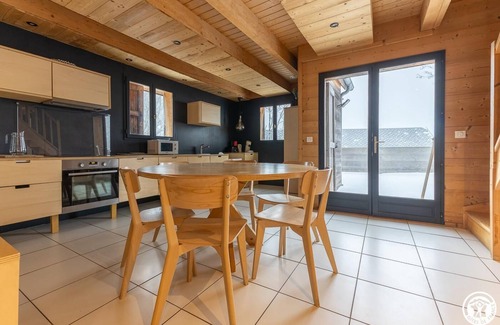 Besse-et-Saint-Anastaise House | The beautiful story - BESSE ET SAINT ANASTAISE