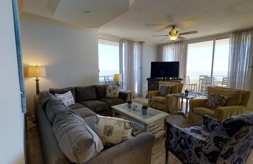 Fort Morgan House | The Beach Club Avalon 2001
