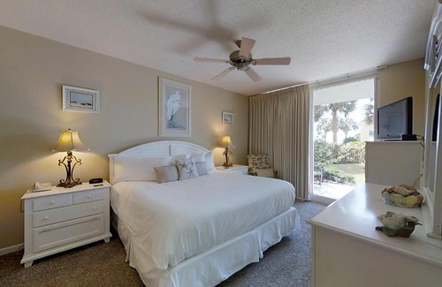 Fort Morgan House | The Beach Club Bristol 0110