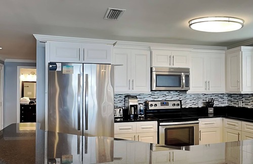 Fort Morgan Condo | The Beach Club - Doral #701 | Gulf Front