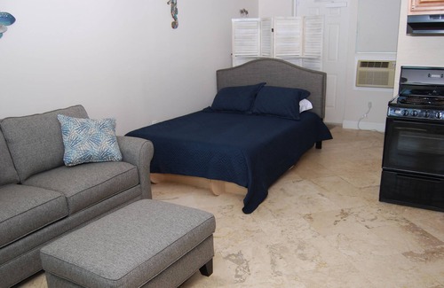 Jacksonville Beach Condo | The Beach Den, Oceanfront poolside studio with kitchen and reserved parking