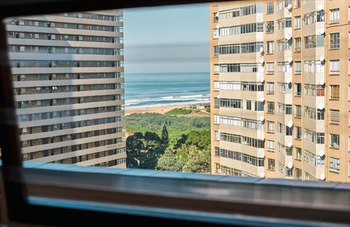 Doonside Apartment | The Beach Flat