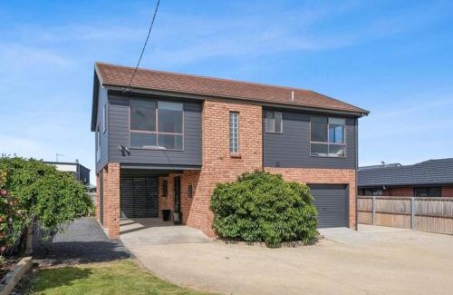 Swansea House | The Beach House