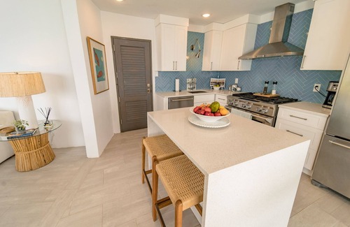 West End Villa | THE BEACH HOUSE - beach-chic luxury just steps from Long Bay beach