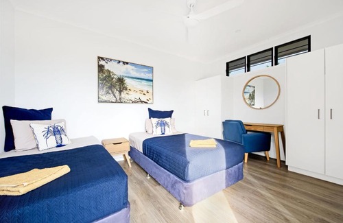 Dundee Beach Apartment | The Beach House by Anglers Choice