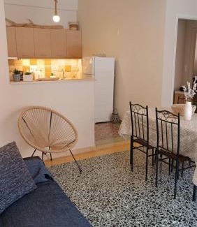 Karystos Apartment | The Beach House