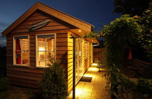Molkwerum Cabin | The Beach-house nr.98