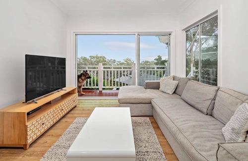 Nelson Bay House | The Beach House on Irambang