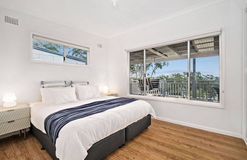 Nelson Bay House | The Beach House on Irambang