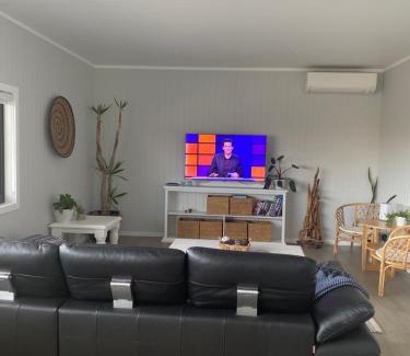 Primrose Sands House | The Beach House @ Primrose Sands