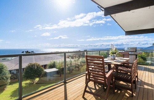 Mount Martha House | The Beach House - Views & Games Room