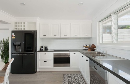 Salamander Bay House | The Beach Shack on Wanda - Waterfront Coastal Chic