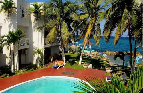 Epworth Resort | The Beachside Eden - come stay a while!
