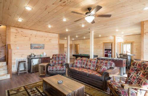 Chalet Village North House | The Bear and Trout by Stony Brook Cabins