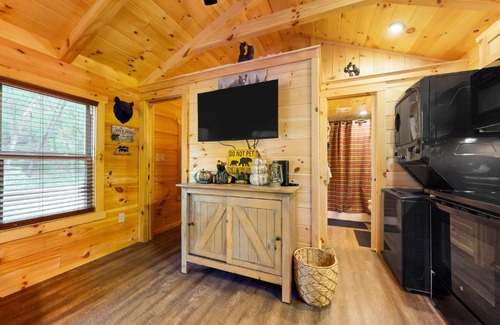 Otto House | The Bear Cabin