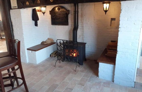 Burwash Hotel | The Bear Inn and Burwash Motel