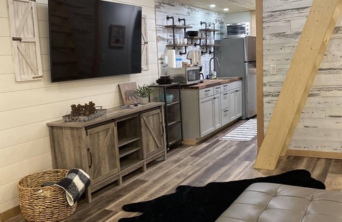 Funny River Apartment | The Bears Den at Catch’em AK
