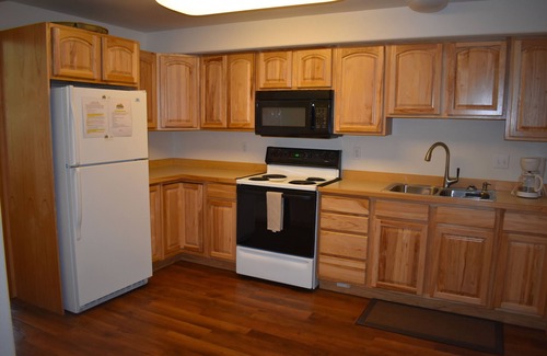 Kenai House | The Bears Den/Harding's Kenai River Lodge