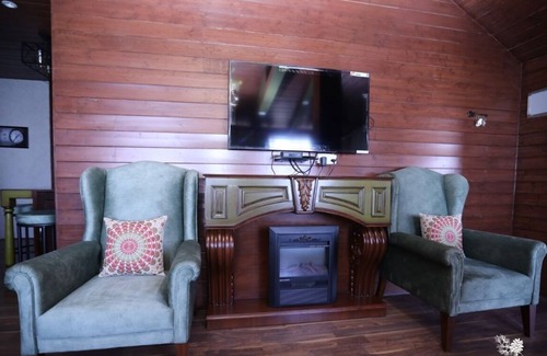The Mall Road House | The beautiful log house