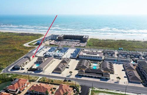 Corpus Christi House | The Beautiful Place by AvantStay Mins to Beach Family-Friendly Pool