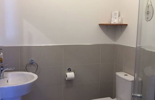 Oakamoor House | The Beehive Guest House