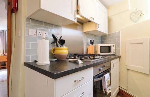 Wirksworth Cottage | THE BEEHIVE, pet friendly, character holiday cottage in Wirksworth