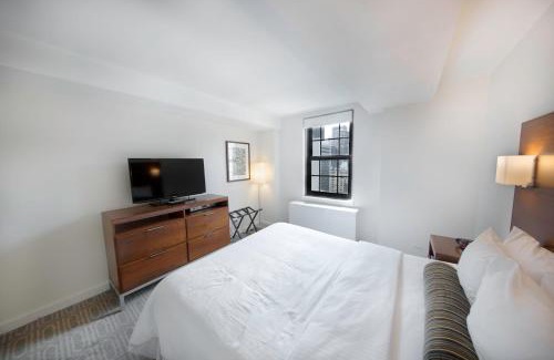Turtle Bay Hotel | The Beekman Tower, Trademark Collection by Wyndham