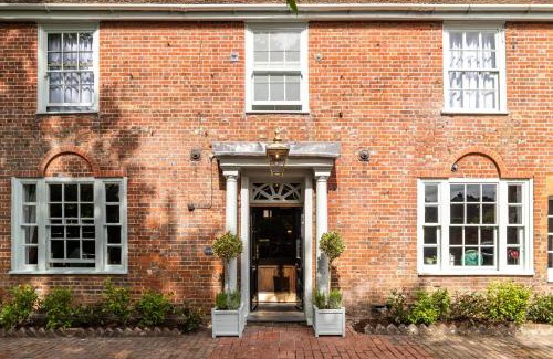 Aston Clinton Hotel | The Bell by Innkeeper's Collection