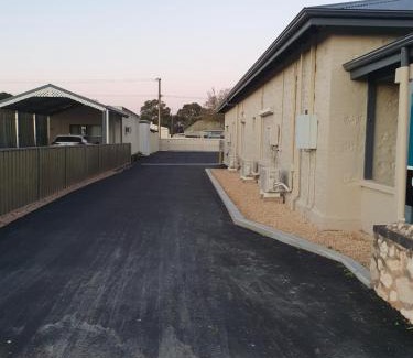 Seymour Hotel | The Bend Abode