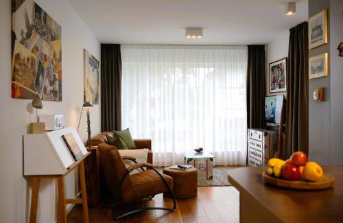 Niederschoenhausen Apartment | The Berlin Getaway/80qm in Berlin's Historic Diplomatic Quarter