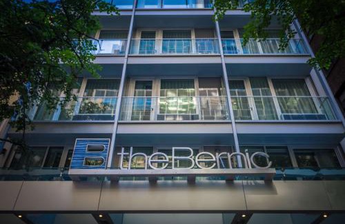 Midtown East Hotel | The Bernic Hotel New York City,Tapestry Collection by Hilton