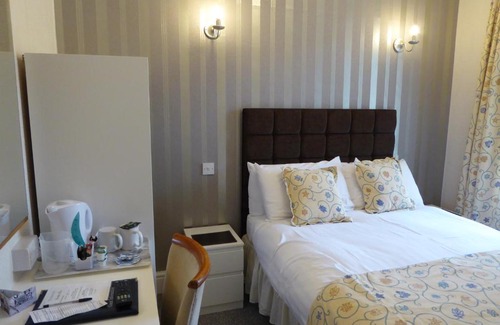 North Shore House | The Berwick - Over 40's Only