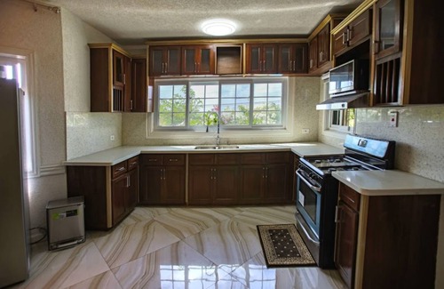 IronShore Estates House | The Best 2 Bedrooms Townhouse in Montego Bay!