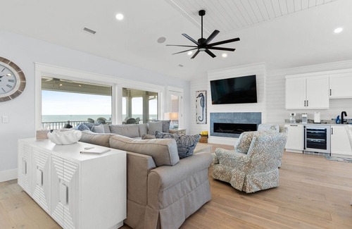 Ocean Isle Beach House | THE BEST in OIB Ocean Front Canal Front Large Pool/Hot tub Beautiful Views !
