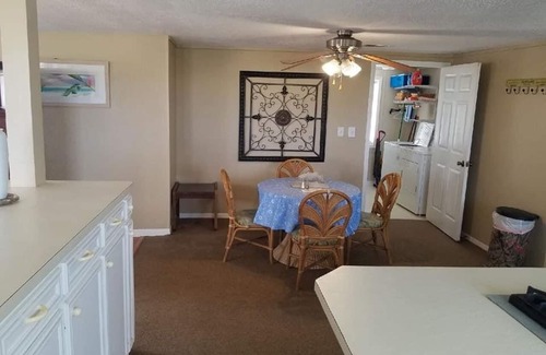 Cedar Lane House | THE BEST IN SARGENT, TEXAS