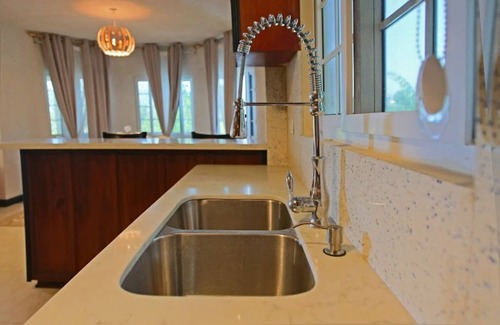 IronShore Estates House | The Best Vacation 2 Bedrooms Townhouse in MoBay