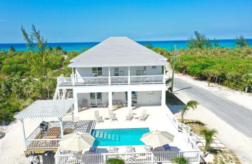 North Palmetto Point House | The Better Life & Cottage home