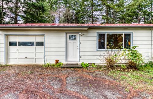 Bandon House | The Beverly Home