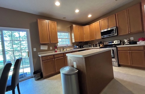 Lake of the Woods House | The Big Chill: a 4-bedroom house on Sweetbriar Park at Lake of the Woods