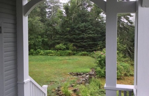 Vinalhaven House | The BIG House on the Fox Island Thorofare